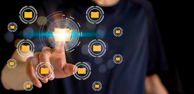 Sistema de gestión de documentos y procesos empresariales de TI que organizan el archivo Encuentra y gestiona archivos y datos corporativos Transformación digital de archivos