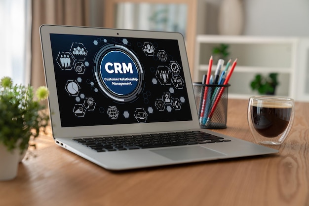 Sistema de gestión de relaciones con el cliente en una computadora moderna para negocios y empresas de CRM