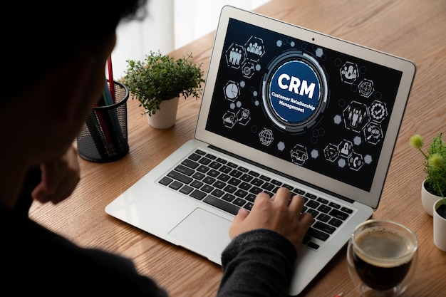 Sistema de gestión de relaciones con los clientes en computadora modish para negocios y empresas de CRM