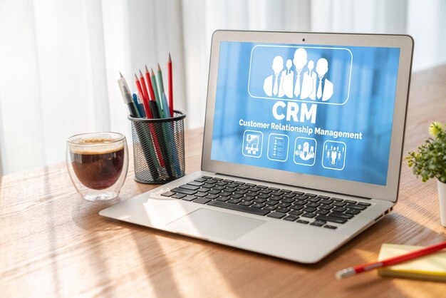 Sistema de gestión de relaciones con los clientes en computadora modish para negocios y empresas de CRM