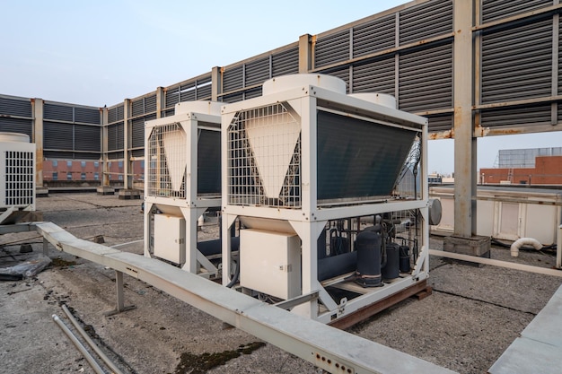 Sistemas de HVAC industriais em telhados
