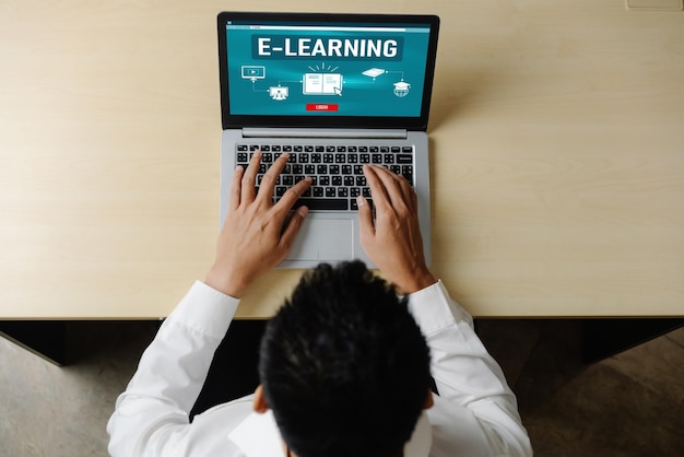 Site de e-learning com software moderno para o aluno estudar on-line na rede de internet