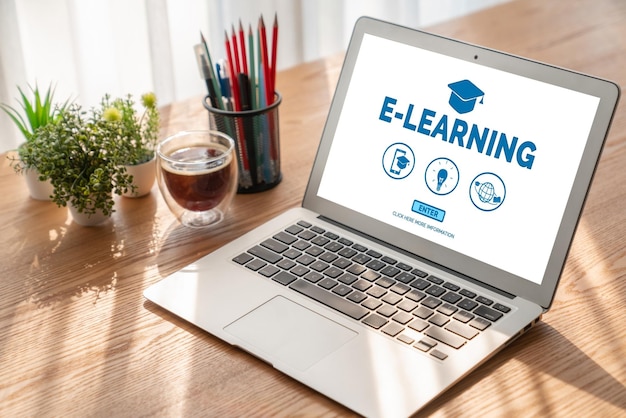 Site de elearning com software moderno para o aluno estudar na internet