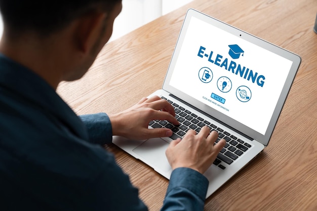 Site de elearning com software moderno para o aluno estudar na internet