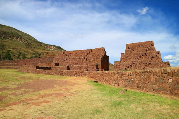 Sítio arqueológico de Piquillacta, impressionantes ruínas antigas, Cusco, Peru