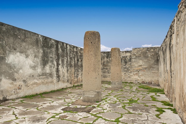 Foto sitio arqueológico de mitla en oaxaca, méxico