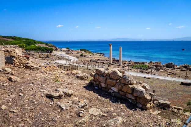 Sitio arqueológico de Tharros en Cerdeña