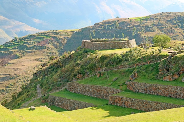 Sitio Arqueológico de Tipón en el Valle Sagrado de los Incas en la Región Cusco Perú