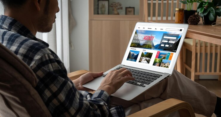 Foto sitio web de la agencia de viajes en línea para la búsqueda de moda y la planificación de viajes