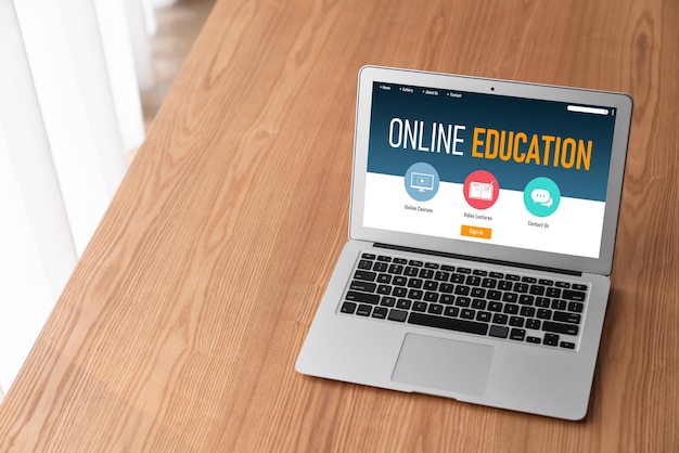Sitio web de aprendizaje electrónico con software moderno para que los estudiantes estudien en Internet