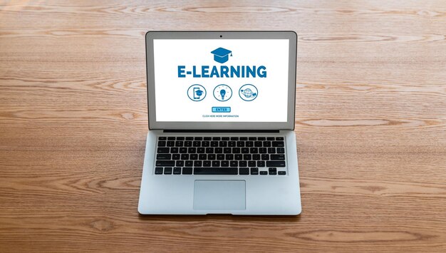 Sitio web de aprendizaje electrónico con software moderno para que los estudiantes estudien en Internet