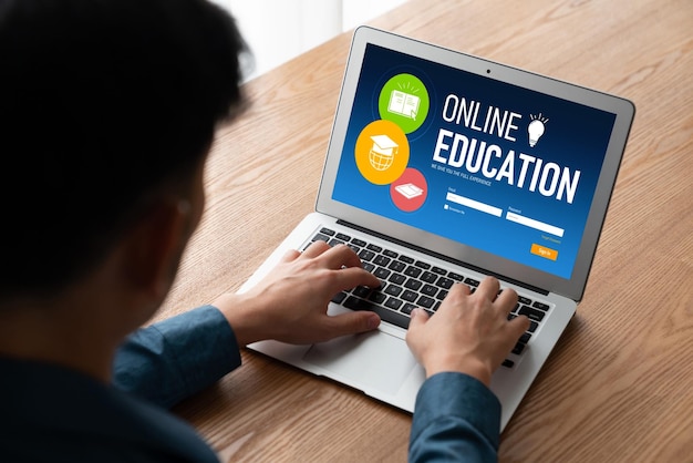Sitio web de aprendizaje electrónico con software moderno para que los estudiantes estudien en Internet
