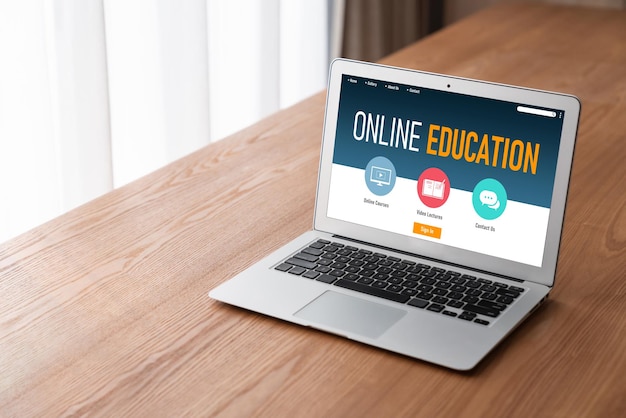 Sitio web de aprendizaje electrónico con software moderno para que los estudiantes estudien en Internet