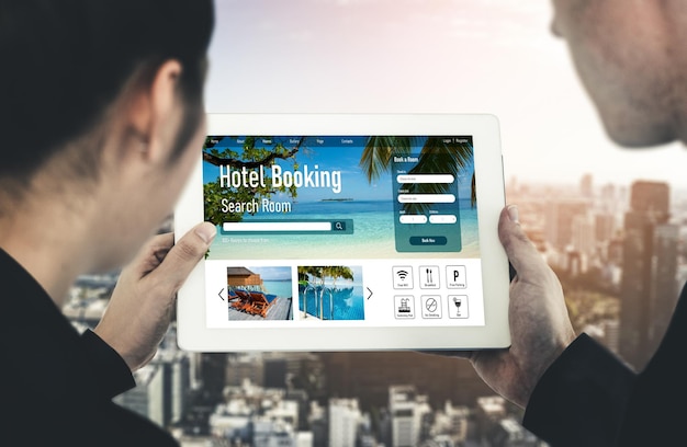 El sitio web de reserva de alojamiento hotelero en línea proporciona un sistema de reserva de moda