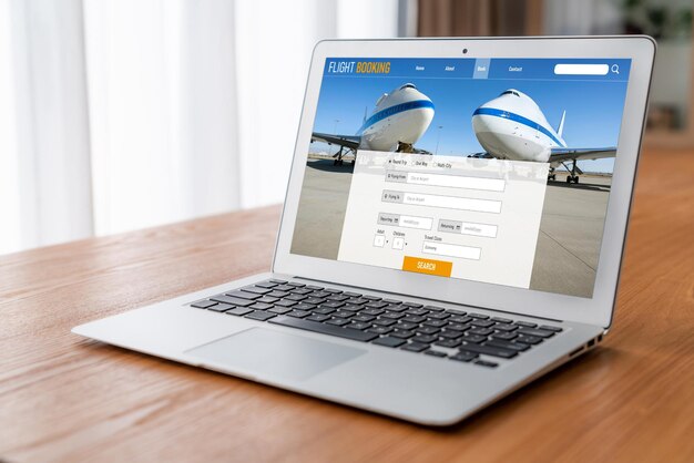 El sitio web de reservas de vuelos en línea proporciona un sistema de reservas moderno