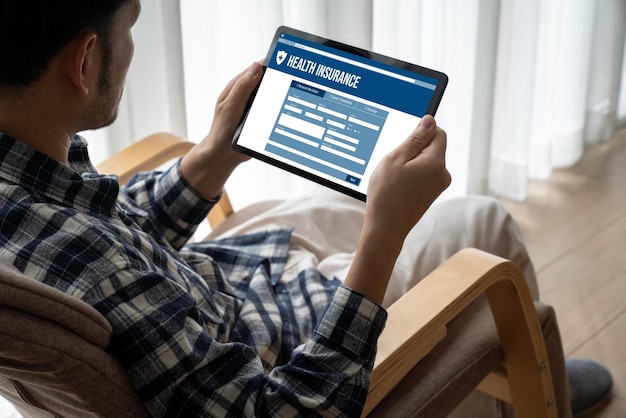 Sitio web de seguro de salud sistema de registro modish para llenar fácilmente el formulario