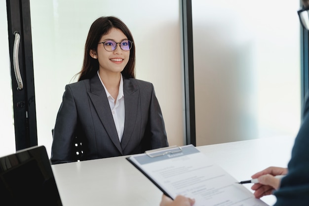 Situación de negocios, concepto de entrevista de trabajo.