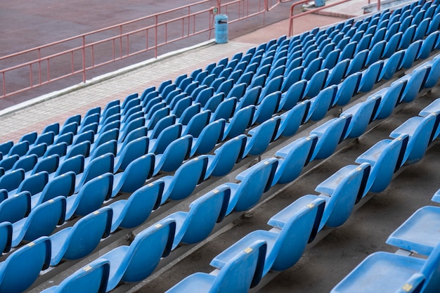 Sitzplätze im Stadion