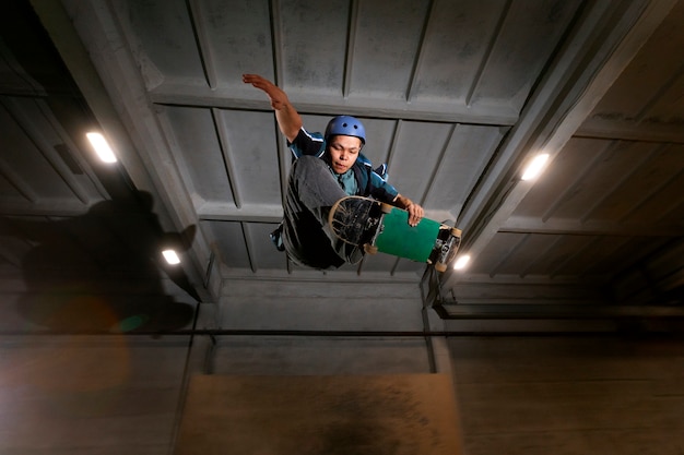 Foto skater-lebensstil mit board