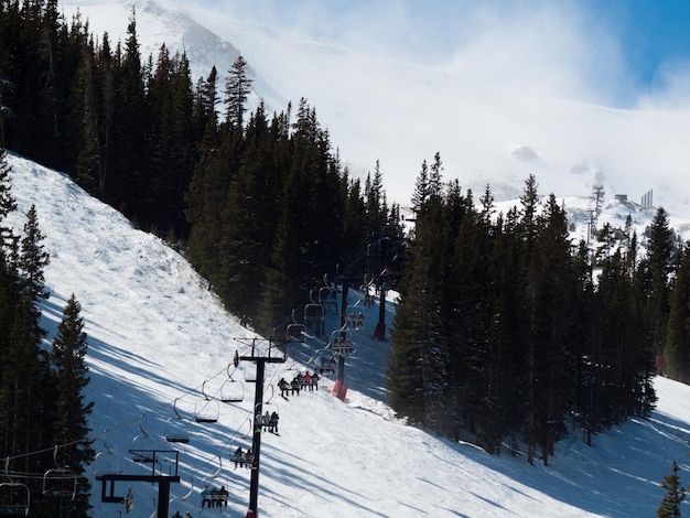 Skifahren im Loveland Basin, Colorado.