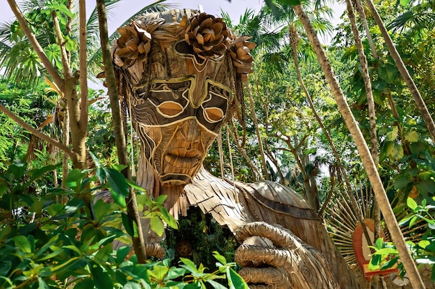 Skulptur Ven a la Luz am Strand von Tulum, Mexiko