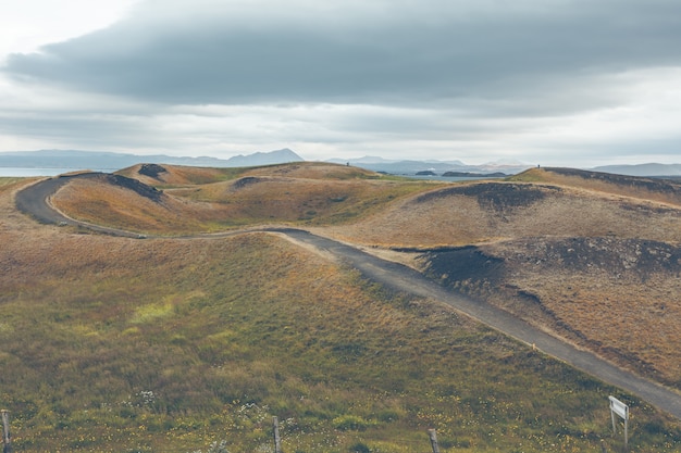 Skutustadagigar Pseudokraten in der Nähe des Dorfes Skutustadir im Gebiet des Sees Myvatn, Island