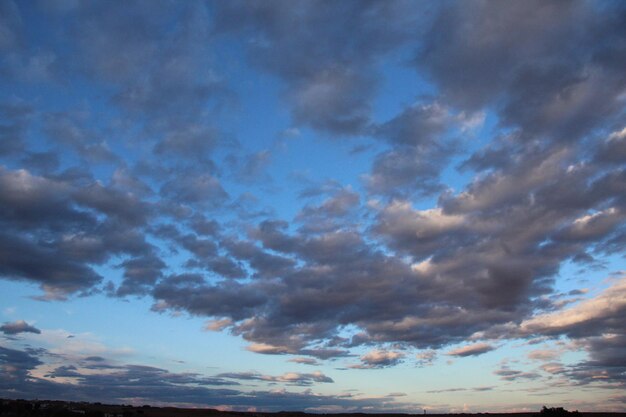 Sky und könnte