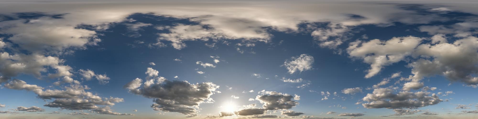 Skydome do pôr do sol com nuvens noturnas como visão panorâmica