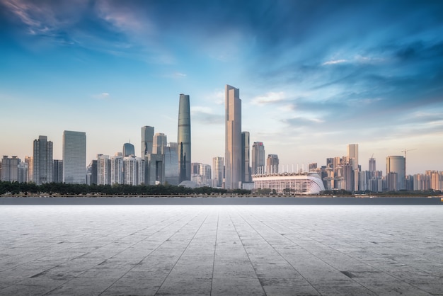 Skyline de la arquitectura urbana moderna en China