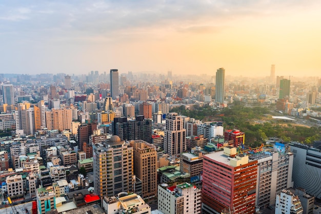 Skyline da cidade de Kaohsiung Taiwan