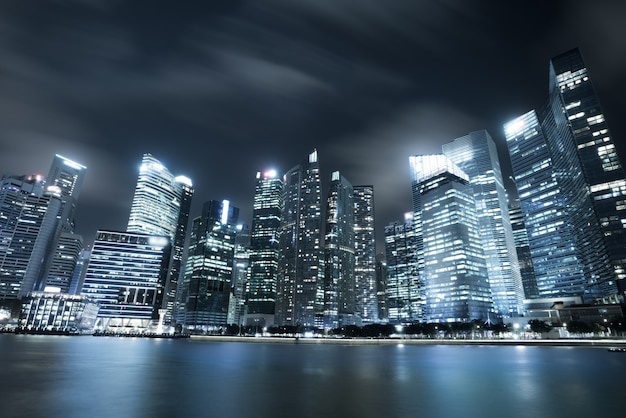 Skyline da cidade moderna em Singapura Marina Bay