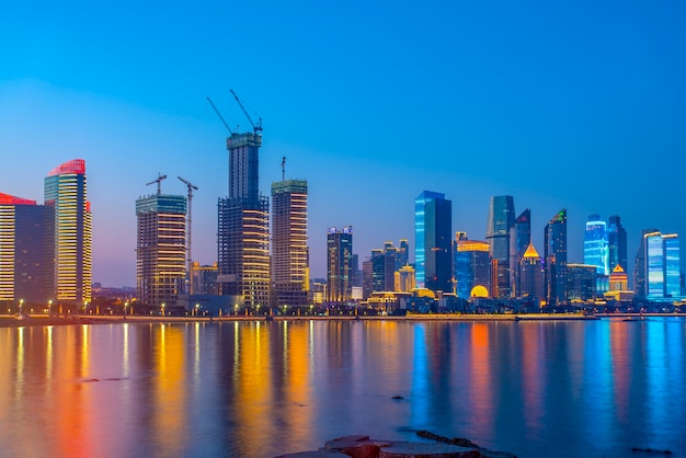 Skyline da paisagem arquitetônica urbana em Qingdao