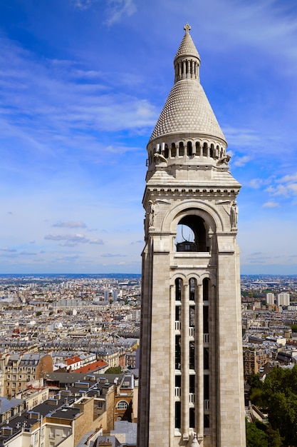 Skyline de paris e sacre coeur em montmartre