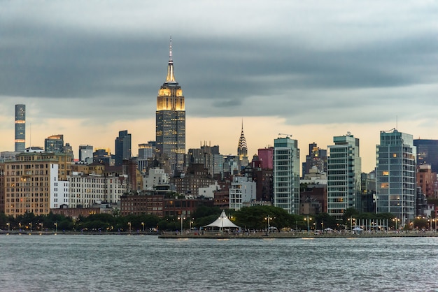 Skyline del Bajo Manhattan