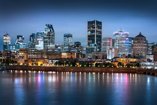 Skyline von Montreal bei Nacht