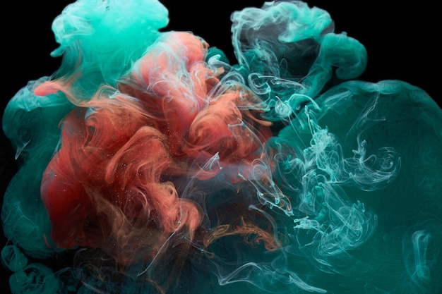 Smaragdrote Tinte abstrakter Hintergrund Acrylfarbe Hintergrund für Parfüm Shisha Kosmetik Mysteriöse Rauchwolken bunter Nebel