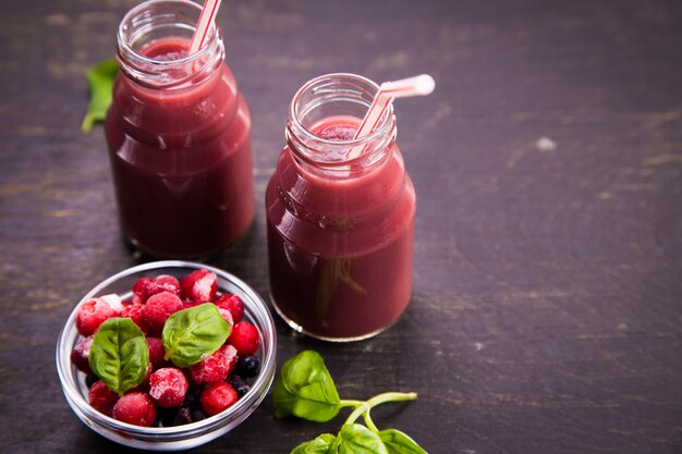 Smoothie aus Beeren