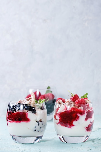 Sobremesa de verão eton mess