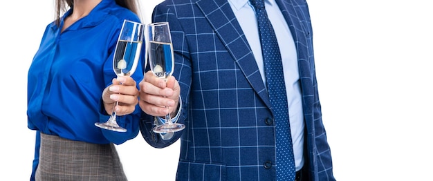 Foto socio de negocios asistiendo a un evento en el centro de convenciones celebrando su victoria empresarios bebiendo champán socializando empresarios haciendo brindis celebrando la fiesta de la oficina vista recortada