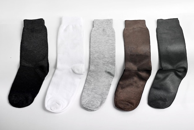 Socken für Männer isoliert auf weißem Hintergrund