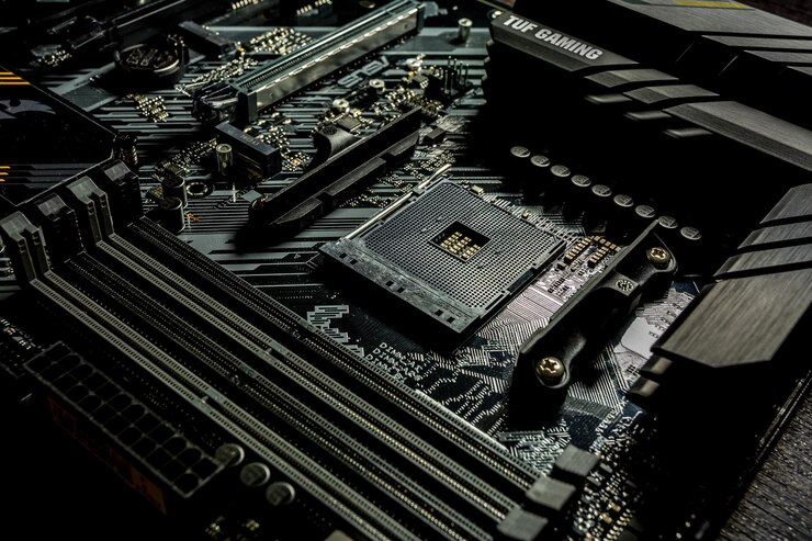 Foto socket am4 para procesador amd en placa base negra asus tuf gaming en el nuevo chipset b550
