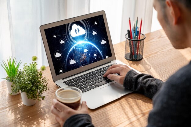 Software de computación en la nube para el trabajo remoto moderno y el almacenamiento de datos personales