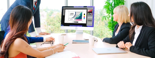 Software de diseño gráfico para diseño moderno de página web y anuncios comerciales