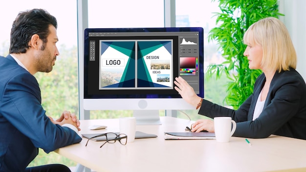 Software de diseño gráfico para el diseño moderno de páginas web y anuncios comerciales