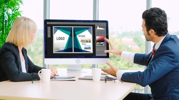 Software de diseño gráfico para el diseño moderno de páginas web y anuncios comerciales