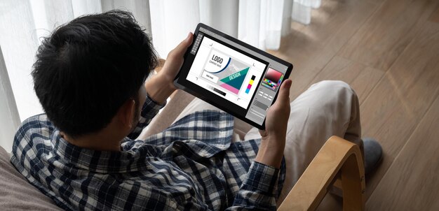Software de diseño gráfico para el diseño moderno de páginas web y anuncios comerciales