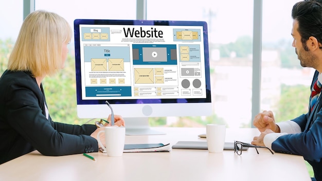 El software de diseño de sitios web proporciona una plantilla cómoda para el negocio minorista en línea