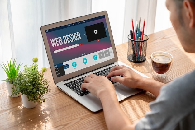El software de diseño de sitios web proporciona una plantilla moderna para negocios minoristas en línea