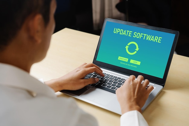 Software-Update auf dem Computer für eine moderne Version der Gerätesoftware