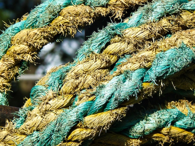 Sogas de amarre de un barco